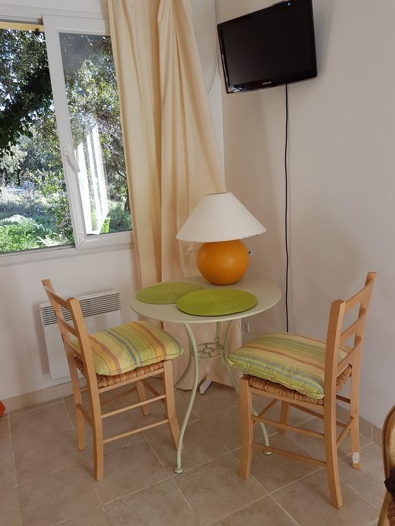 Hotel Mas De Courreges Saint-Hippolyte-du-Fort Zewnętrze zdjęcie